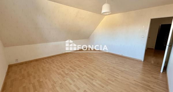 À vendre Maison 7 pièces 221 m² - Buxerolles 86180