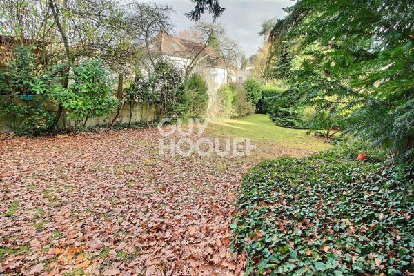 Chaville RD magnifique Terrain constructible de 330 m2