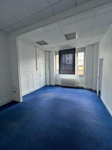 Laval centre ville bureaux125 m2