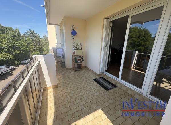 OULLINS PIERRE-BÉNITE - Grand T3/T4 de 87 m² avec balcon, vue verdure et garage possible , Oullins pierre benite OULLINS PIERRE-BÉNITE - Grand T3/T4 de 87 m² avec balcon, vue verdure et garage possible , Oullins pierre benite