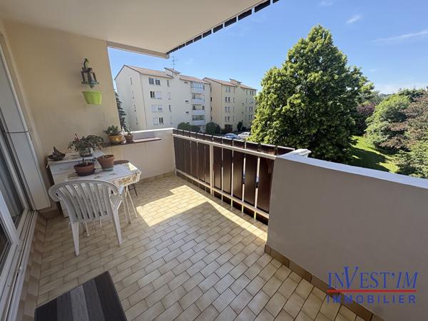 OULLINS PIERRE-BÉNITE - Grand T3/T4 de 87 m² avec balcon, vue verdure et garage possible , Oullins pierre benite OULLINS PIERRE-BÉNITE - Grand T3/T4 de 87 m² avec balcon, vue verdure et garage possible , Oullins pierre benite