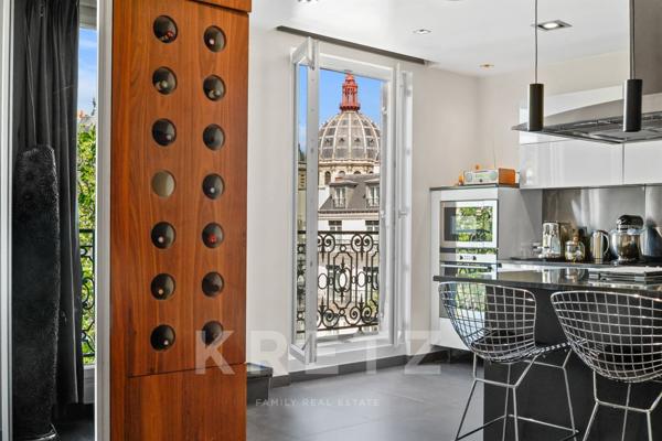 Appartement de réception contemporain avec vue imprenable sur Saint-Augustin