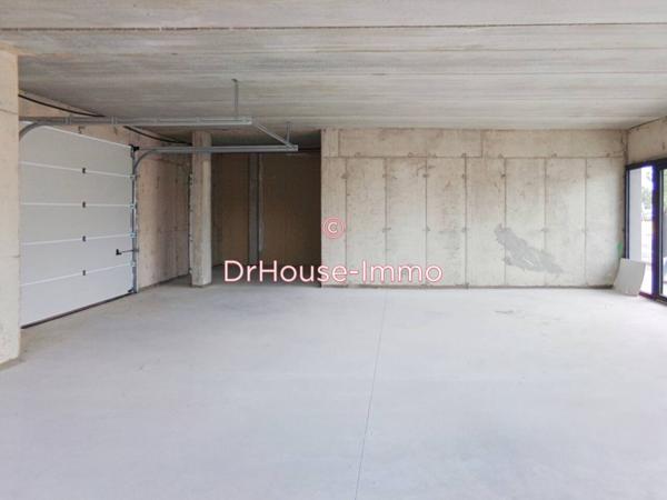 Commerce à louer 1 pièce de 100 m²