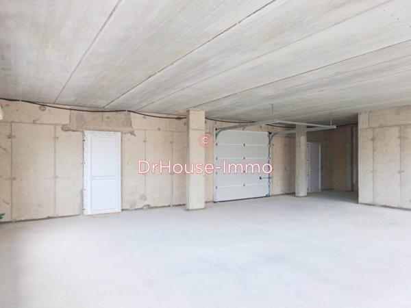 Commerce à louer 1 pièce de 100 m²