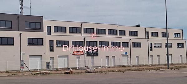 Commerce à louer 1 pièce de 100 m²