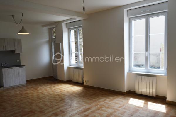 Maison en pierre de 88,09 m²