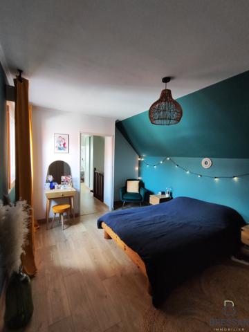 Maison 4 pièce(s) 3 chambre(s) 97 m²