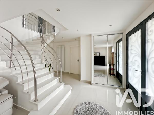 Maison à vendre 8 pièces 270 m² Morangis