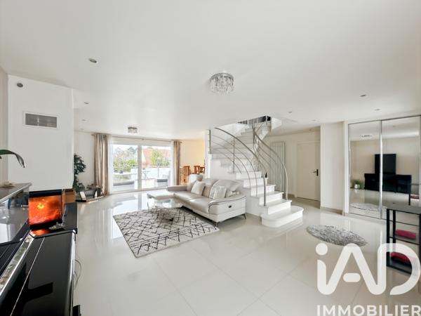 Maison à vendre 8 pièces 270 m² Morangis