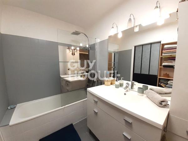 Appartement T4 dans résidence de standing avec piscine à Neyron