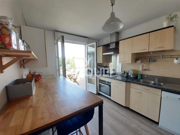 Appartement T4 dans résidence de standing avec piscine à Neyron