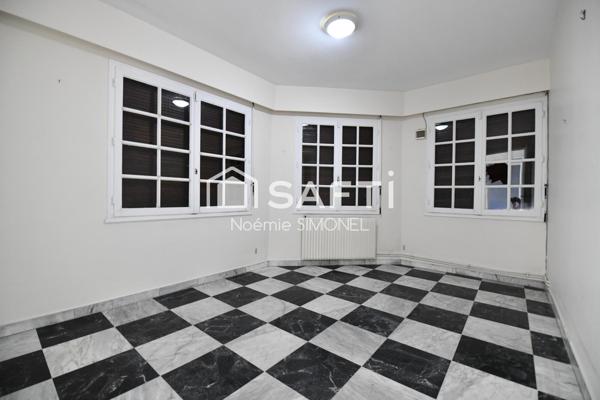 Grande maison familiale de 199 m2, proche de toutes les commodités!