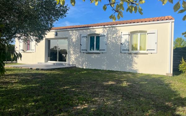 Maison à vendre    4 pièces •  Semussac