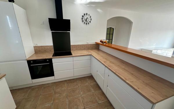 Maison à vendre    4 pièces •  Semussac