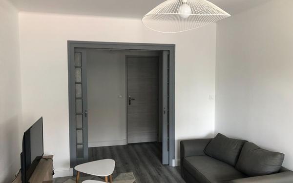 Appartement à louer    2 pièces •  Saintes