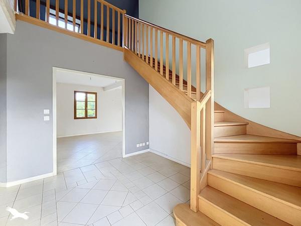 Maison 384 345 € Montlouis-sur-Loire 6 p 151 m² DPE B