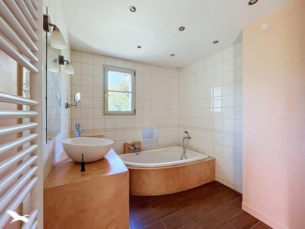 Maison 384 345 € Montlouis-sur-Loire 6 p 151 m² DPE B