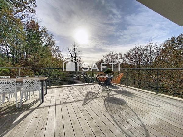 Maison contemporaine, belles prestations, Quimper.