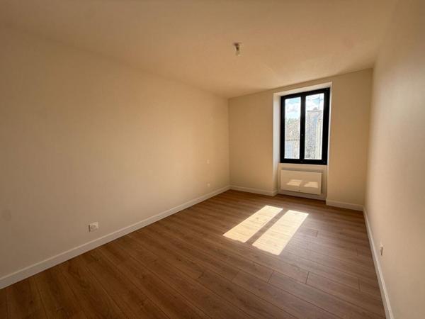 Maison Gond Pontouvre 6 pièce(s) 161 m2