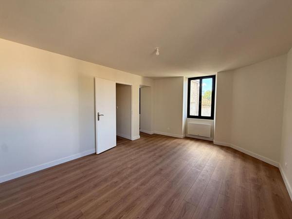 Maison Gond Pontouvre 6 pièce(s) 161 m2