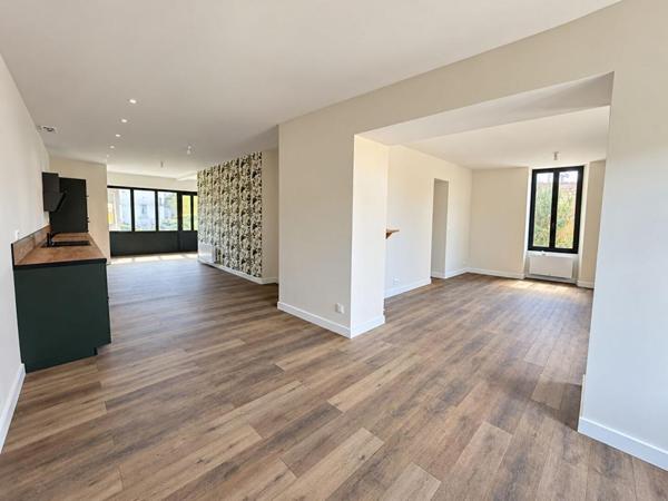 Maison Gond Pontouvre 6 pièce(s) 161 m2