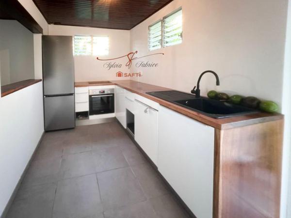Maison rénovée, vue mer et environnement paisible