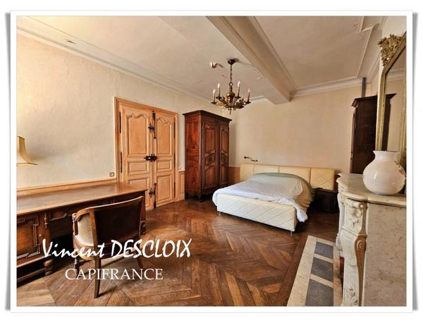 Maison à vendre 7 pièces SAULIEU (2110)