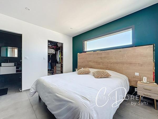 Villa contemporaine 4 Chambres, espace détente, garage et Piscine