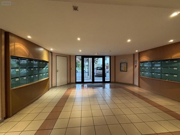 Appartement à vendre à Tours dans l'Indre-et-Loire (37000), ref : VA1974-86001