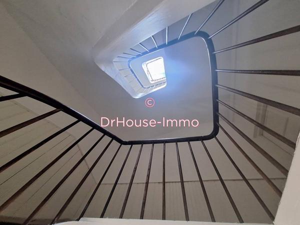 Immeuble à vendre 9 pièces de 165 m²