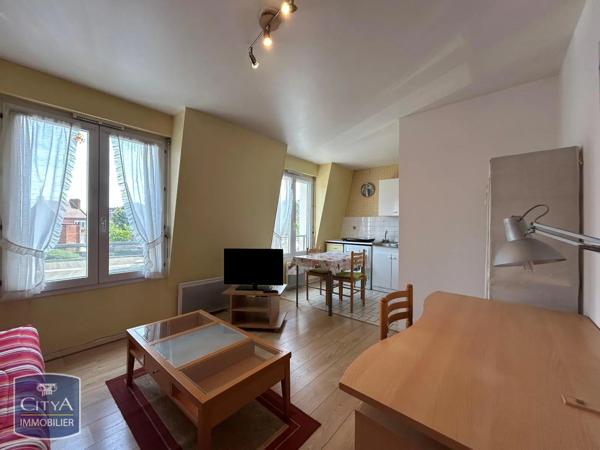 Appartement à louer 1 pièce 24.05m² Cambrai (59400)