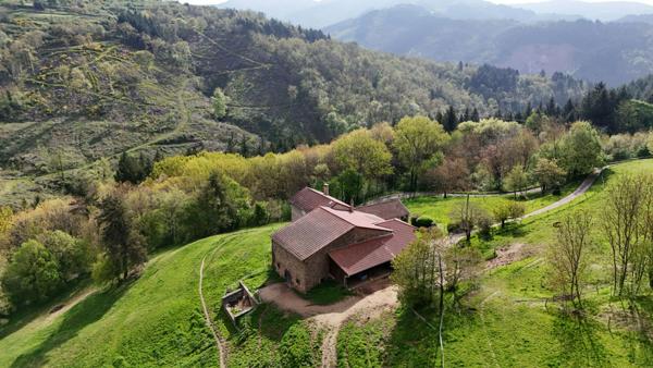 Corps de ferme 7 pièces145 m² LAMASTRE