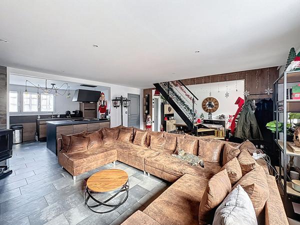 Maison familiale et rénovée à deux pas du port - 140m², 5 chambres, et jardin ; Locmiquelic