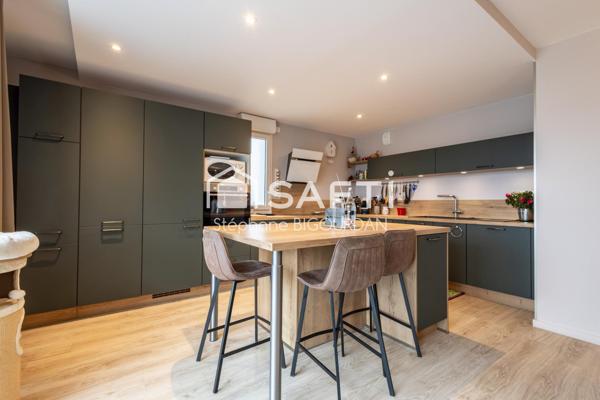 Appartement T4 de 2022, 3 ch, 2 sdb, terrasse, 3 stationnements