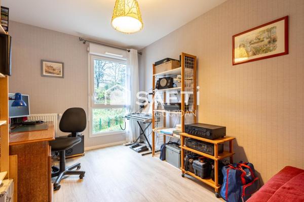 Appartement T4 de 2022, 3 ch, 2 sdb, terrasse, 3 stationnements