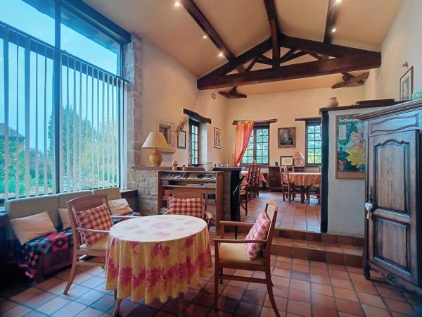 Grande propriété, deux habitations indépendantes