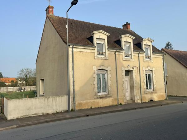 Maison à NOYEN-SUR-SARTHE, 72430 - 6 pièces 140m²