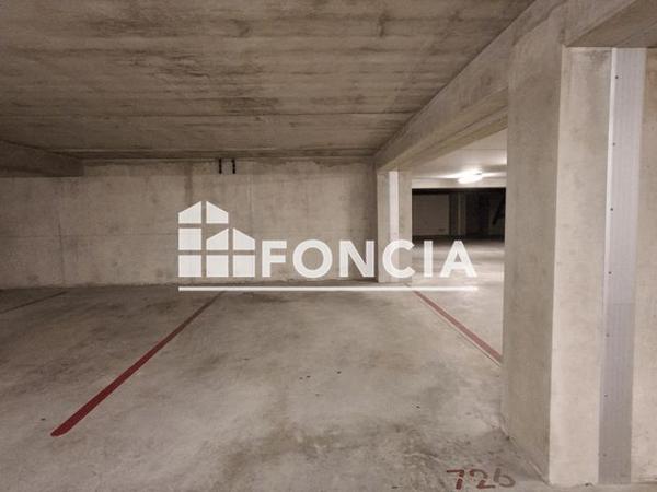 Location Parking - Saint Genis Pouilly 01630