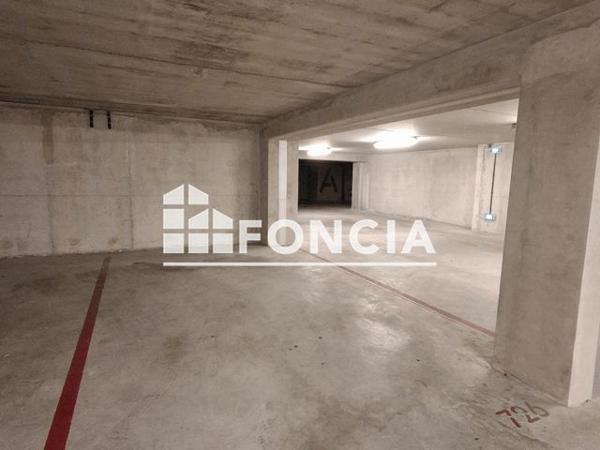 Location Parking - Saint Genis Pouilly 01630