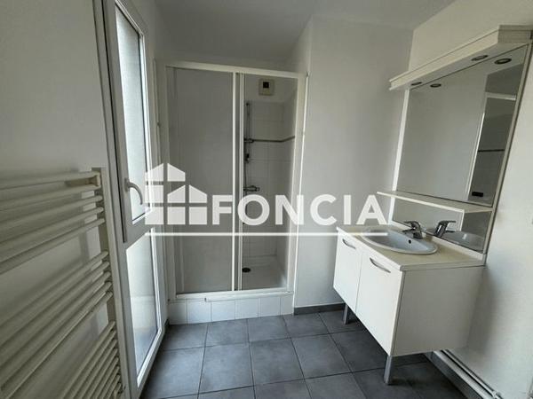 Location Appartement 2 pièces 43.19 m² - 28 QUAI DU VAL Saint Malo 35400