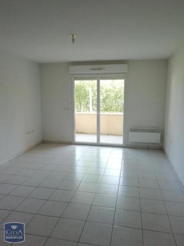 Appartement à louer 2 pièces 45.94m² Auterive (31190)