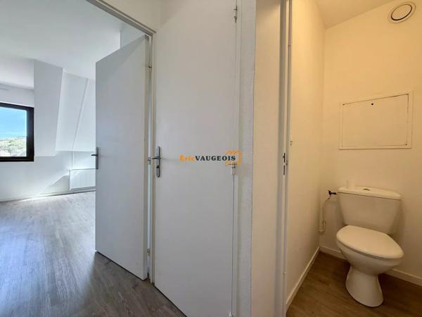 Vente                                                      Studio
                        
                     1 pièces                      26 m2                     à La Ferté-sous-Jouarre
