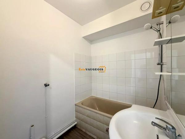 Vente                                                      Studio
                        
                     1 pièces                      26 m2                     à La Ferté-sous-Jouarre