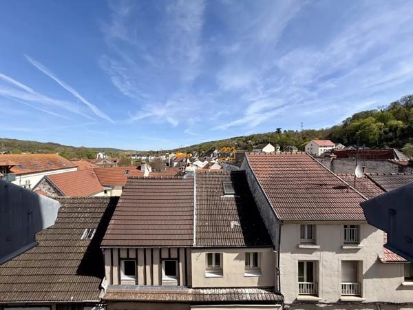 Vente                                                      Studio
                        
                     1 pièces                      26 m2                     à La Ferté-sous-Jouarre