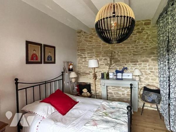 Maison à vendre à MOELAN SUR MER, chez votre notaire de PONT-AVEN.

Un océan de vert pour cet...