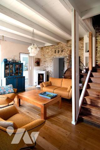 Maison à vendre à MOELAN SUR MER, chez votre notaire de PONT-AVEN.

Un océan de vert pour cet...