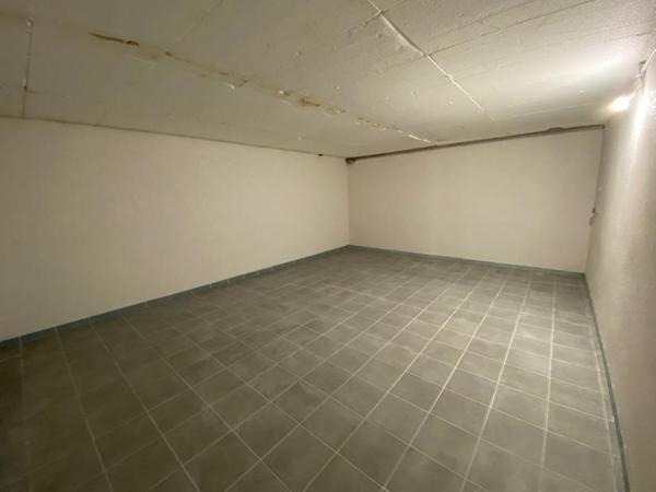 Villa neuve Lascours  130 m2 + 110 m2 piscine