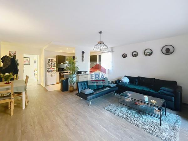 A VENDRE MARSEILLE 13014 HAUT DE ST MARTHE REZ DE JARDIN APPARTEMENT T3 GARAGE DOUBLE 