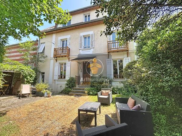 Vente                                                      Maison
                        
                     7 pièces                      150 m2                     à Montgeron