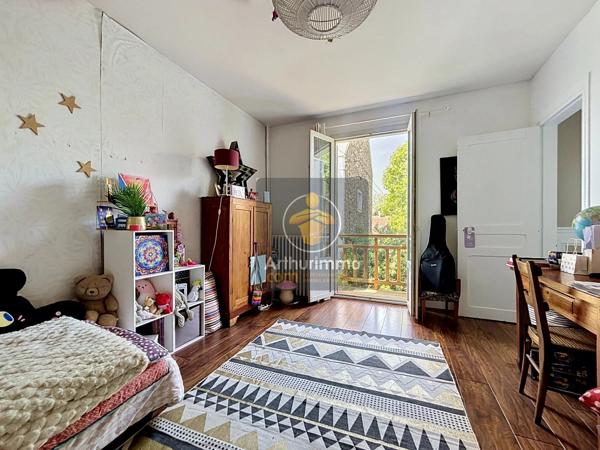 Vente                                                      Maison
                        
                     7 pièces                      150 m2                     à Montgeron